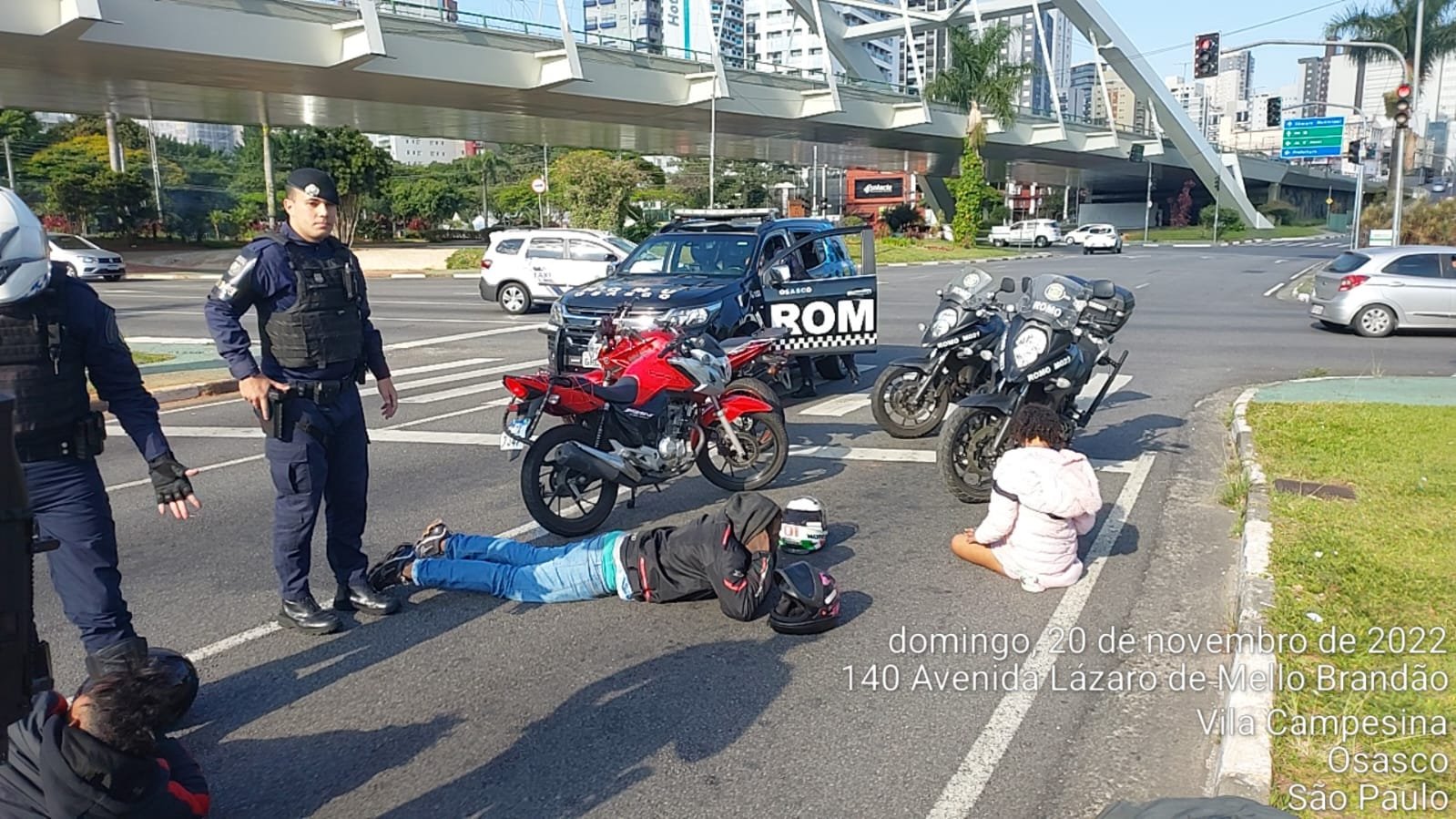 GCM Osasco Prende Quatros Pessoas Uma Moto Roubada Na Avenida Dos